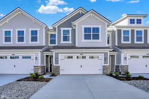 7525 Marin Pkwy, Cumberland, IN 46229