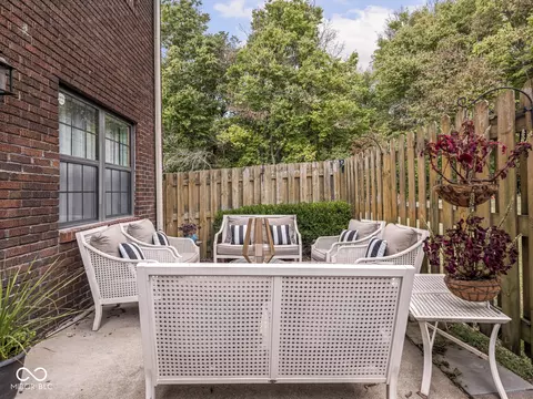 530 Sutherland Ave #E, Indianapolis, IN 46205 photo 35