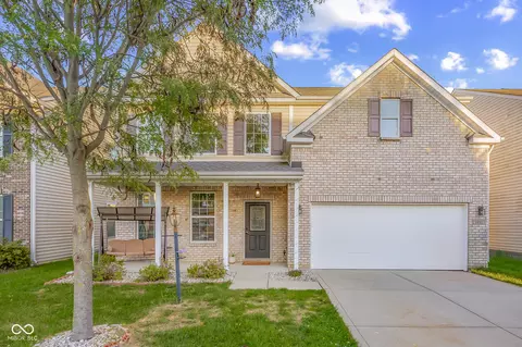 1950 Lakecrest Dr, Columbus, IN 47201