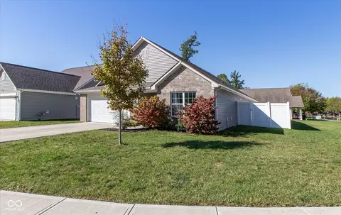1151 N Aberdeen Dr, Franklin, IN 46131