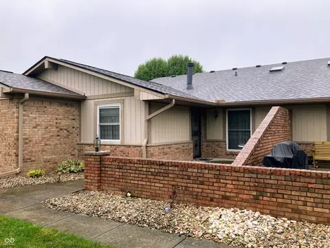 1155 Paradise Ct UNIT D, Greenwood, IN 46143