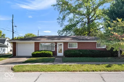 325 N Center St, Plainfield, IN 46168