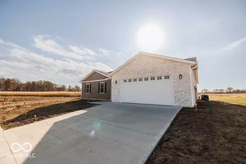 110 Pin Oak Rd, Spencer, IN 47460