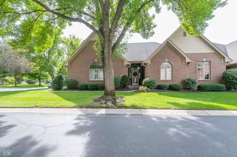 1701 Pathway Dr N, Greenwood, IN 46143