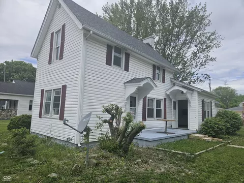 208 S Madison St, Converse, IN 46919