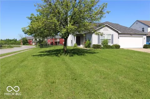 3652 Lacebark Dr, Indianapolis, IN 46235