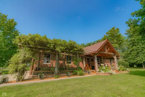 3999 W 950 S, Waveland, IN 47989