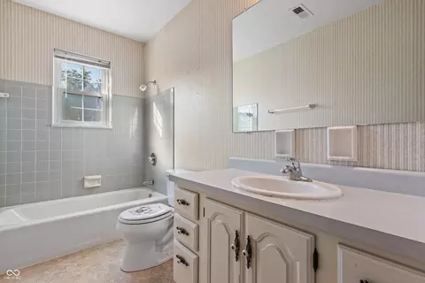 8029 E 13th St, Indianapolis, IN 46219 photo 12