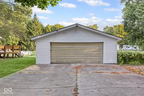 303 E Beech St, Ambia, IN 47917 photo 27