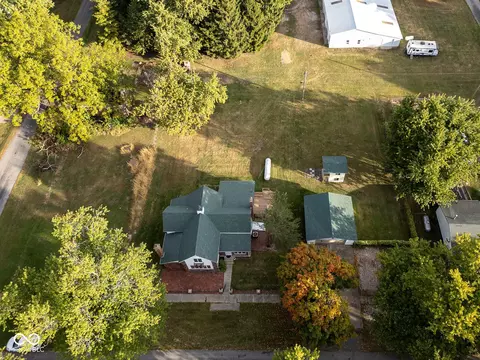 303 E Beech St, Ambia, IN 47917 photo 29
