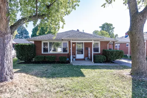 816 Alhambra Dr, Anderson, IN 46012