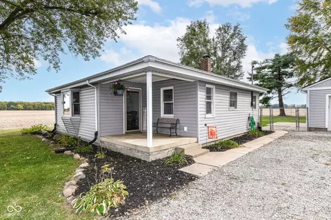4755 W Lincoln Rd, Anderson, IN 46011