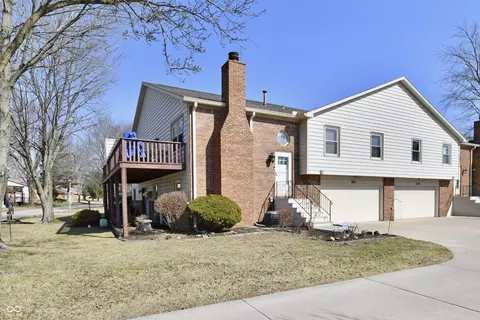 9235 Doubloon Rd, Indianapolis, IN 46268