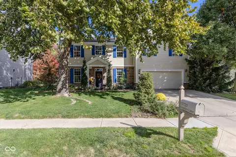 13723 Gladden Ln, Fishers, IN 46038