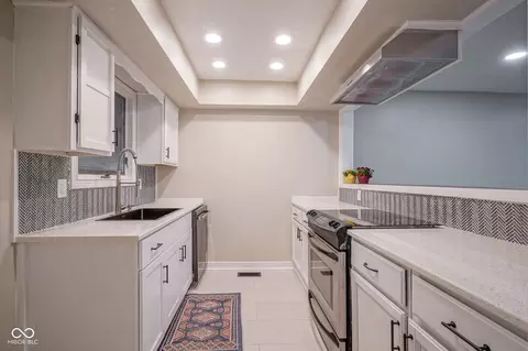 4235 Foxglove Trce, Indianapolis, IN 46237