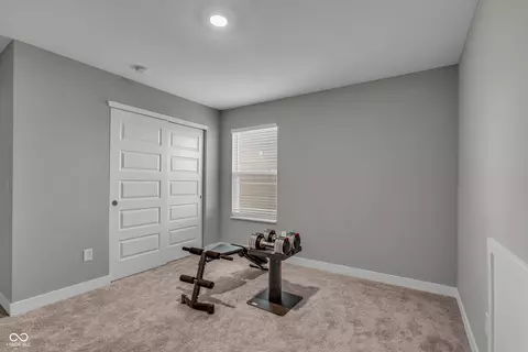 Bedroom - 9203 Larson Dr, Pendleton, IN 46064 photo 6 of 7