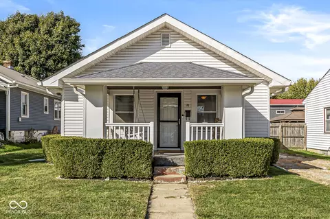 76 S 11th Ave, Beech Grove, IN 46107