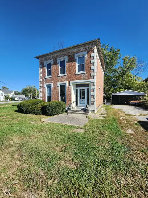 2 E Franklin St, Saint Paul, IN 47272