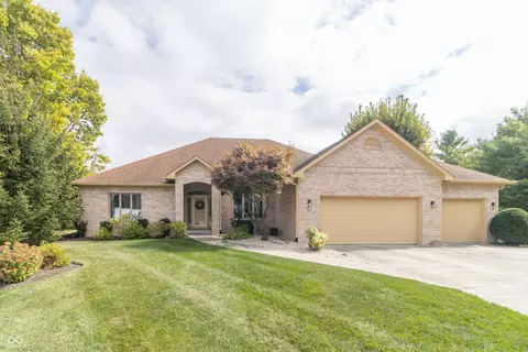 1057 N Cambridge Ct, Greenfield, IN 46140