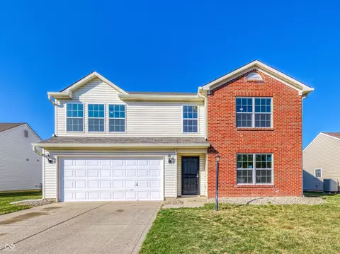 9668 Piper Lake Dr, Indianapolis, IN 46239
