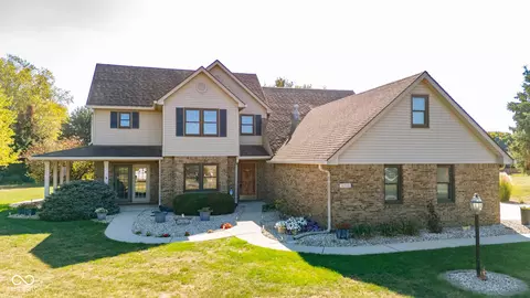 6208 Red Fox Rd, Pendleton, IN 46064