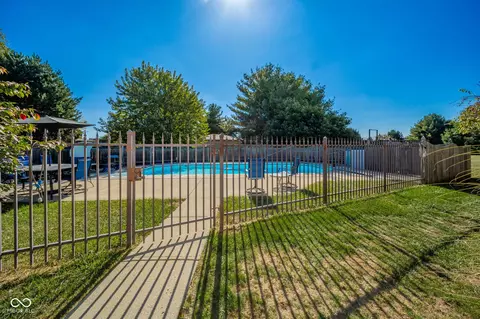 Exterior - 6208 Red Fox Rd, Pendleton, IN 46064 photo 8 of 13