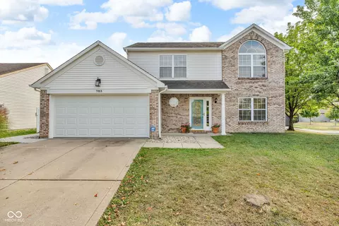 703 Rose Ln, Brownsburg, IN 46112