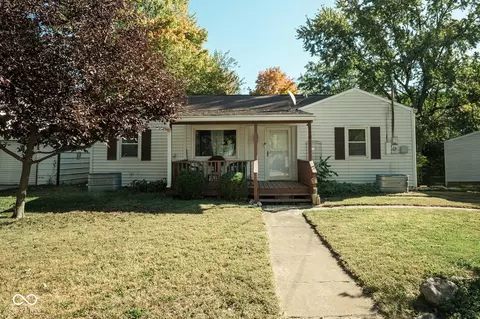 910 S Umbarger Rd, Muncie, IN 47304