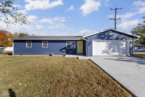 223 Circle Dr, Bainbridge, IN 46105