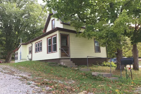 306 Glenn St, Crawfordsville, IN 47933