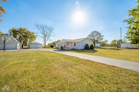 600 E 900 S, Fairmount, IN 46928