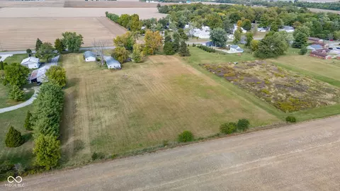600 E 900 S, Fairmount, IN 46928 photo 5