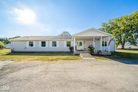 600 E 900 S, Fairmount, IN 46928 photo 2