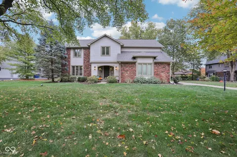 13703 Goldfinch Dr, Carmel, IN 46032