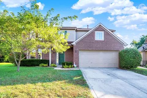 3300 Suffolk Ct, Greenwood, IN 46143