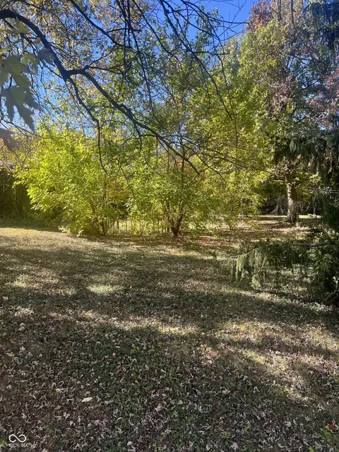 5030 Manning Rd, Indianapolis, IN 46228