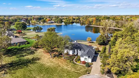 8636 Fawn Lake Cir, Indianapolis, IN 46278