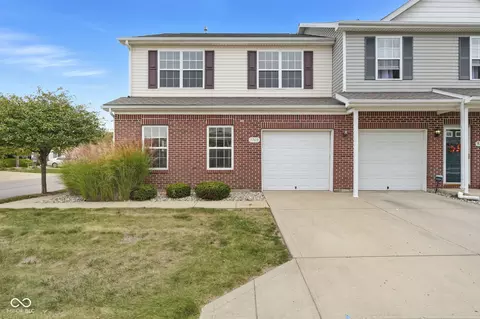 9760 Silver Leaf Dr #701, Noblesville, IN 46060