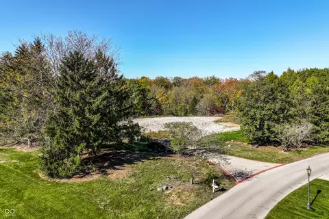 6330 Mayfield Ln, Zionsville, IN 46077