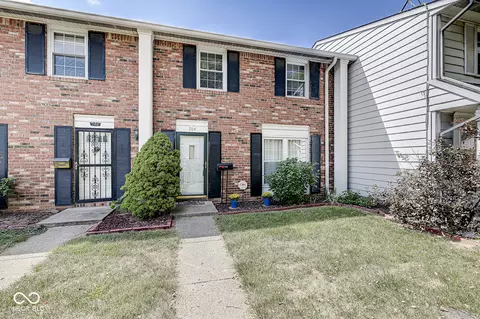 704 Ferndale Ct, Indianapolis, IN 46227