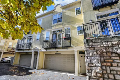 931 Junction Pl, Indianapolis, IN 46220