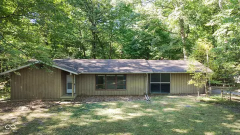 4141 E Head Ave, Rosedale, IN 47874