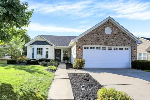 10737 Springston Ct, Fishers, IN 46037