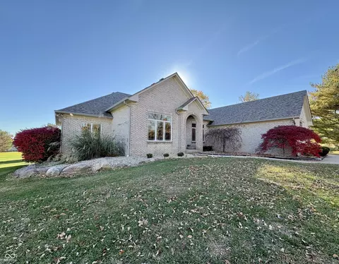 5213 Rocklane Rd, Greenwood, IN 46143