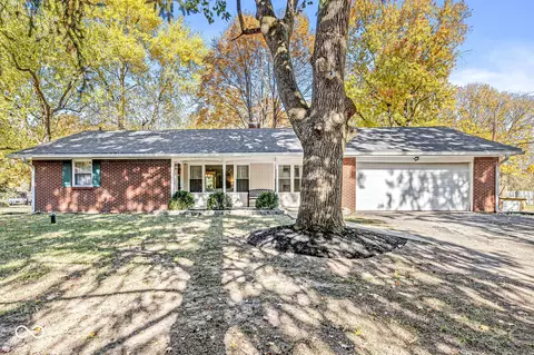 5074 Olympia Dr, Indianapolis, IN 46228