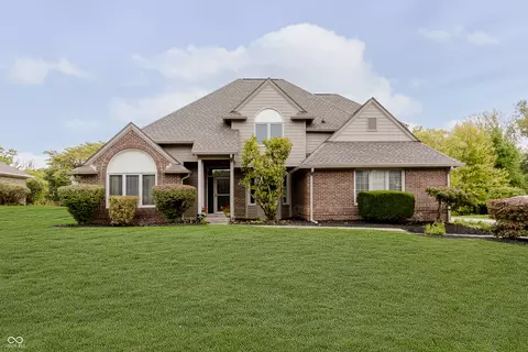 8729 Promontory Rd, Indianapolis, IN 46236