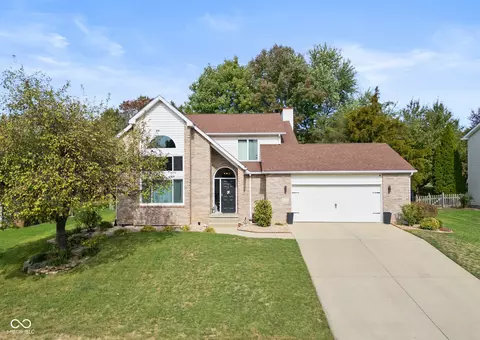 6036 Chinkapin Dr, Columbus, IN 47201