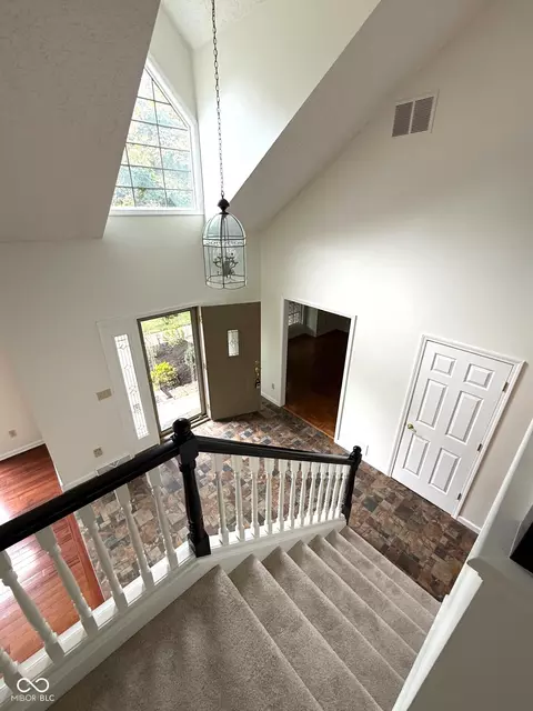 Entry Way - 6412 E Wellston Dr, Bloomington, IN 47408 photo 2 of 2