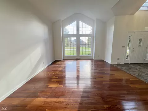 Living - 6412 E Wellston Dr, Bloomington, IN 47408 photo 2 of 6