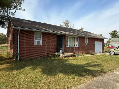 4213 Main St, Coal City, IN 47427